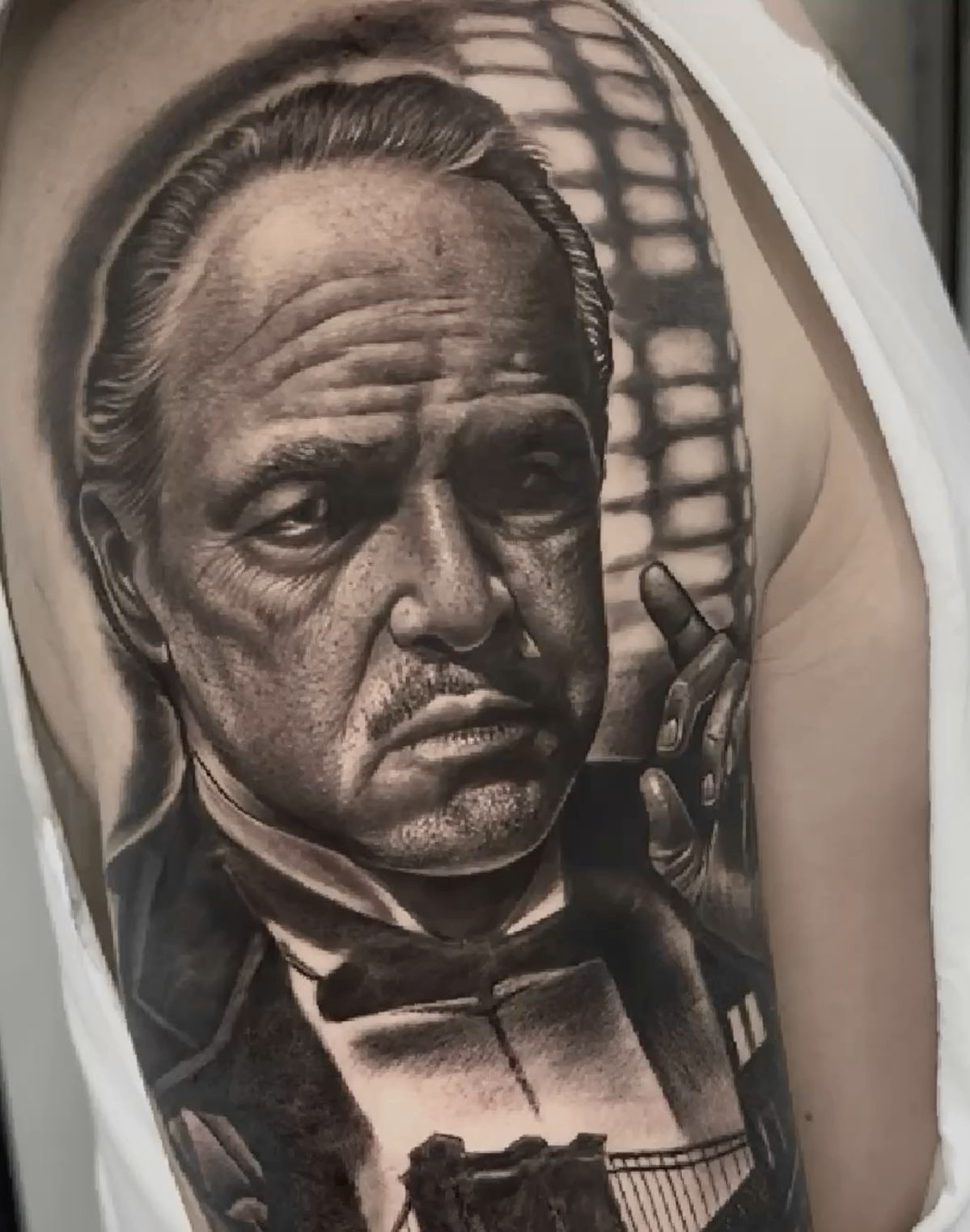 Retrato hiperrealista tattoo black & grey alto contraste